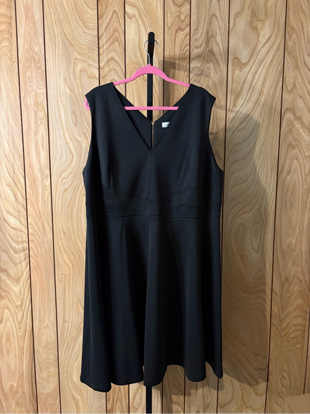 Calvin Klein Classic Black V-Neck Women's Dress 22W